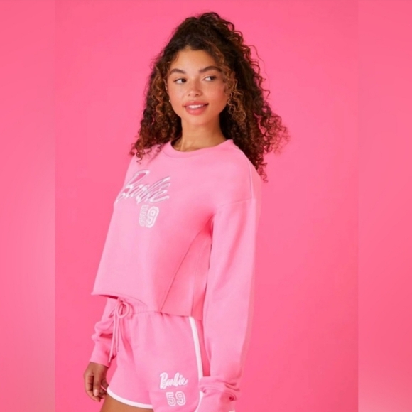 F21 Barbie crewneck - Picture 8 of 8